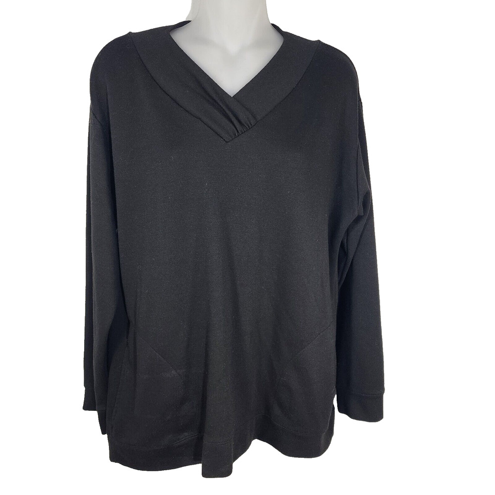 Chicos Weekends Top Womens Size 1 Medium Black Two Tone Crisscross Neck Knit